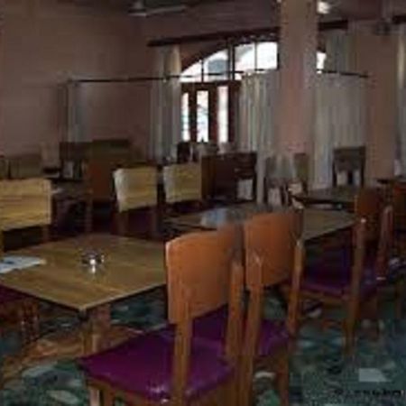 Hotel Azad Durgjan Экстерьер фото